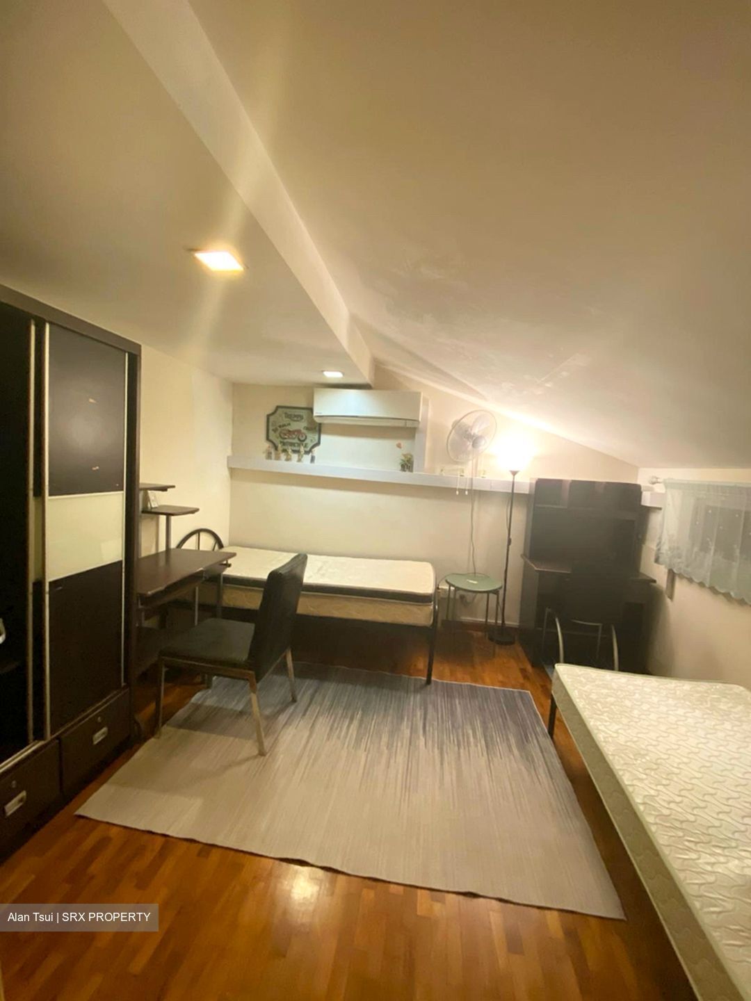 Sennett Estate (D13), Terrace #435025941
